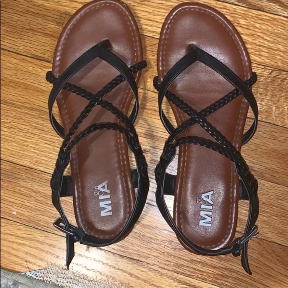Black sandals